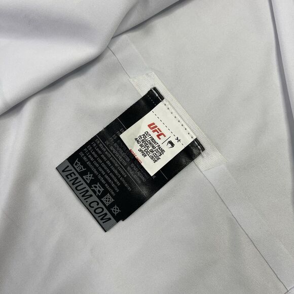 UFC Venum Authentic White Athletic Fight Night Walkout Jersey Size 3XL O - Picture 9 of 11